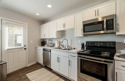 Tuscaloosa Casa | Dynasty Dome 903 - Book for Football Season!