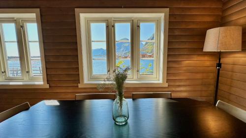 Sørvagen Chalet De Esquí | Eagle bay - Waterfront Rorbu A