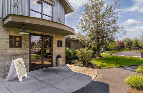 Redmond Casa | Eagle Crest Vista Rim Luxury