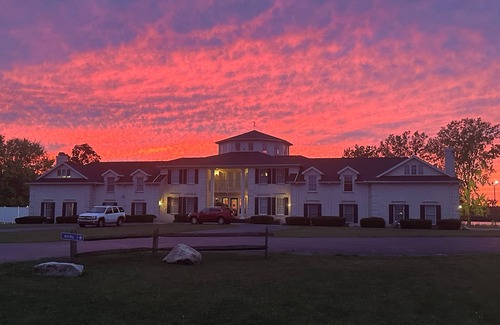 Fremont Casa | Eagle Isle South Wing on the Sandusky River w/ short drive to Cedar Point