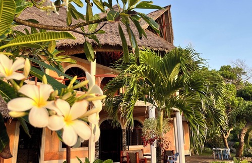 Shimoni Casa | Eagle Suite 38m2 en Villa 560 m2, Vista al Océano Índico