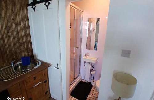 Rhyd-y-clafdy Casa | Eagles Nest Sea view with ensuite 3rd floor
