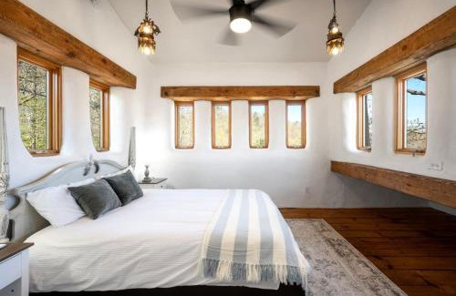 Bryson City Casa | EagleWatch Mountaintop Villa & Event Venue