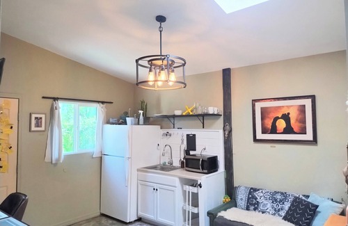 Tucson Apartamento | Early Birds Guest House in Central Tucson. Your Casita awaits.