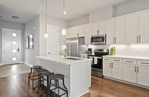 MLK Casa | East Austin Weird- 2bd/2 bath, sleeps 6