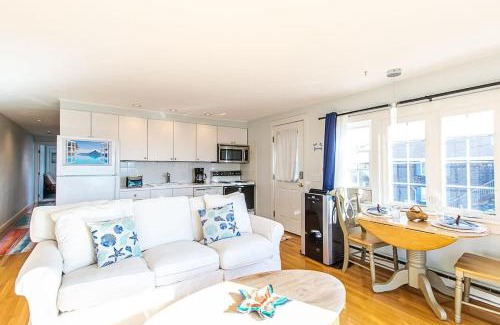 Provincetown Casa | East End Condo Across from Assoc Beach
