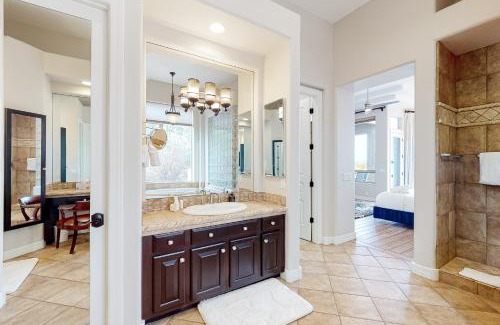Black Mountain Shadows Casa | East Horizon Sanctuary