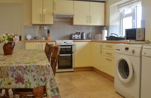 Monknash Casa | East Monkton Farm Cottage