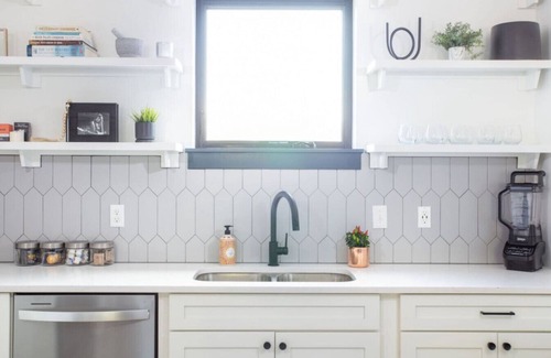 McFerrin Park Apartamento | East Nash Superstar- Skyline Views Terrace- Mural