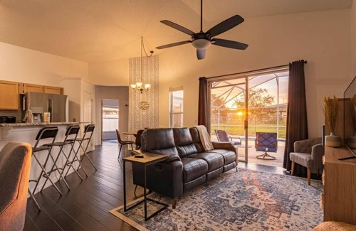 Orlando Casa | East Orlando Getaway - 3BR/2BTH * Private Pool