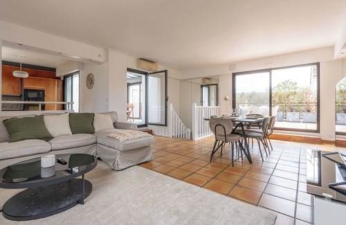 Le Parc Saint-Maur Apartamento | East Paris rooftop apartment