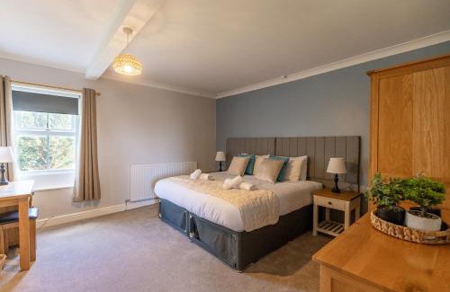 Wigton Casa | EASTCOTE FARM - Spacious 5-Bed Home with Views, Garden & Playroom