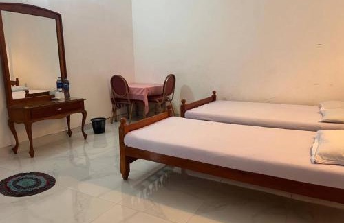 Trincomalee Hotel | Eastern Holiday Resort and Restaurant