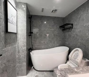 Jing'an Apartamento | Eastern Hub - Jing'an Temple Branch Central air conditioning underfloor heating branded appliances with terrace near the subway on Nanjing West Road