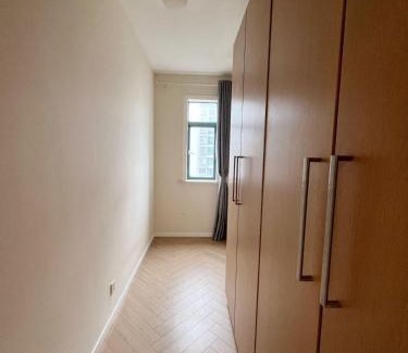 Jing'an Apartamento | Eastern Hub - Jing'an Temple Branch 4-bedroom with 2 Balconies