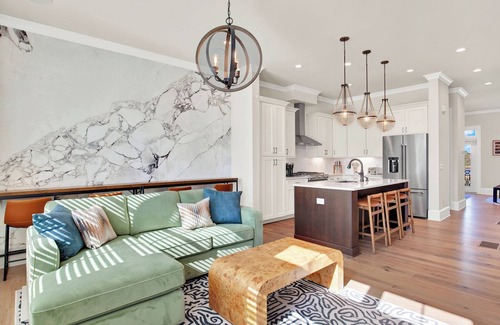 Savannah Casa | Eastern Wharf Luxury Townhome