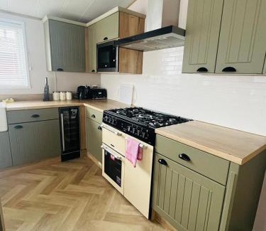 Malton Casa | Eastgate Lodge with Hot Tub