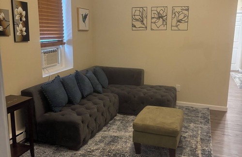 South Side Apartamento | Easton Oasis 1 Lovely apartment with WiFi in Easton