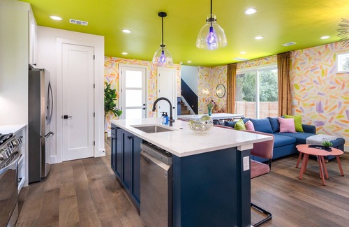 Blackshear-Prospect Hill Casa | Eastside Home w Awesome Yard - Golf Pool Firepit