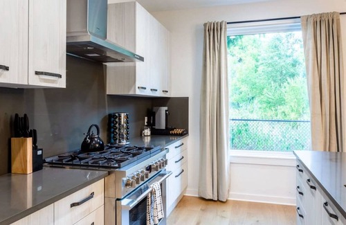 Govalle Casa | Eastside House Supreme Downtown 6 Min Drive