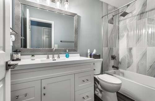 Noblesville Casa | Easy Living Within Walking Distance From Ruoff Music Center