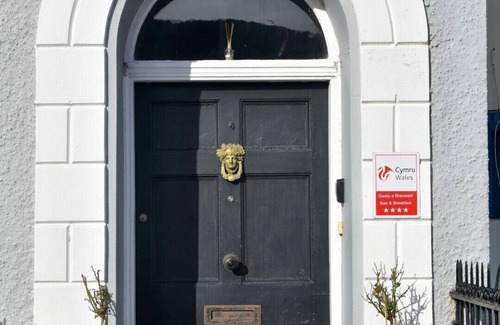 Pembroke Casa | Eaton House