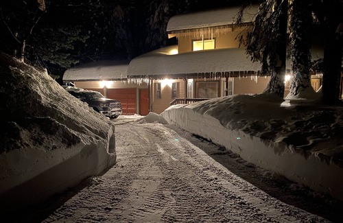 Dorrington Cabina | Big Trees Village - 2100 pies cuadrados 3 habitaciones / 2. 5 baños