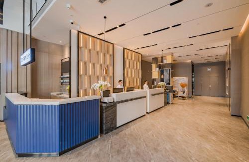 Panyu Hotel | Echarm Plus International Hotel Guangzhou South Railway Station Zhongcun Metro Station Branch - Free Deliver Service to Guangzhou South Railway Station & Free Deliver Service to Canton Fair Complex During Canton Fair Period
