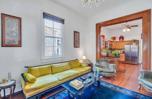 Treme Casa | Eclectic Duplex | Lovely Yard, Live Like a Local