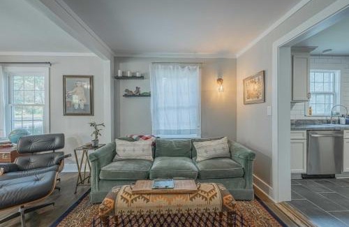 Athens Casa | Eclectic Inn Downtown - 2 miles to Sanford Stadium