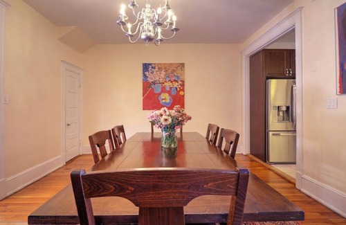 Reed-Cooke Casa | ECONÓMICO MODERNO GRANDE DUPONT CIRCULO BROWNSTONE