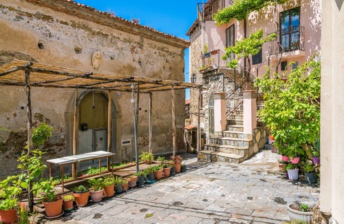 Cicerale Apartamento | Ecolodge Selvitelle - Sustainable Retreat Amidst Olive Groves in Cilento