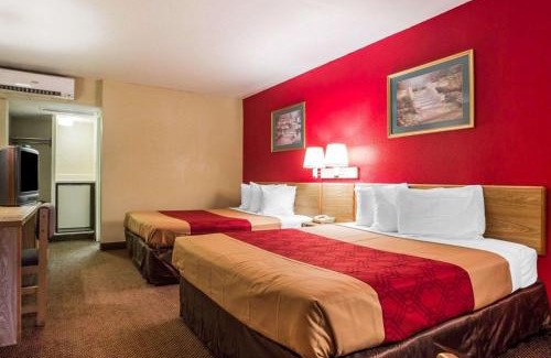 Eagan Park Cabina | Econo Lodge Atlanta College Park