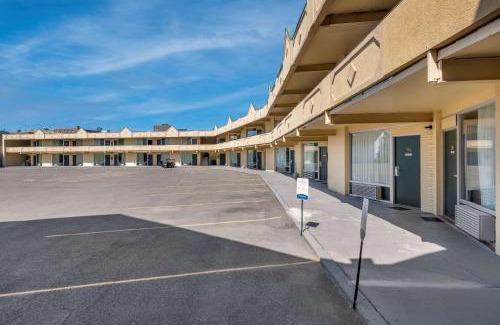 Cortland Cabina | Econo Lodge Cortland Downtown