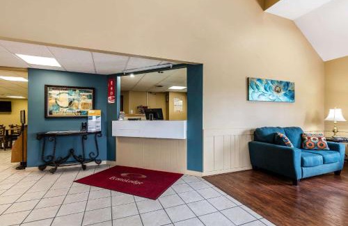 Dickson Hotel | Econo Lodge Inn & Suites Dickson