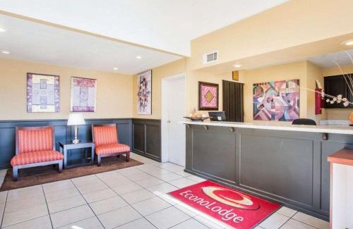 Lodi Hotel | Econo Lodge Inn & Suites Lodi - Wine Country Area