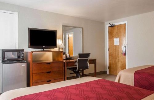 West Ossipee Cabina | Econo Lodge Lakes Region