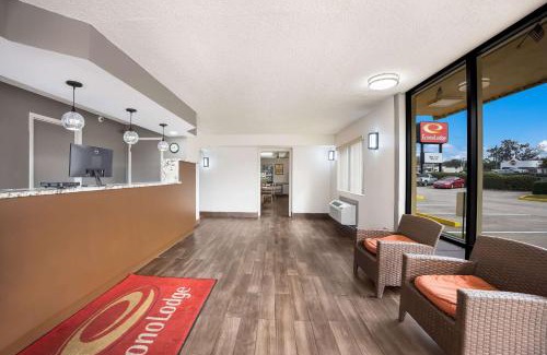 Boys Ranch Cabina | Econo Lodge Live Oak