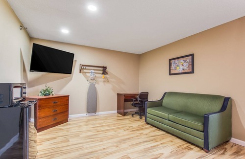 Shelbyville Hotel | Econo Lodge Shelbyville