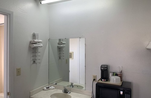 Kingman Hotel | Economy Inn