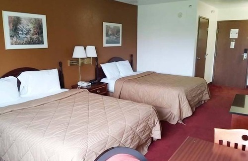 Seymour Hotel | Economy Inn