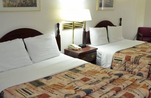 Seymour Hotel | Economy Inn