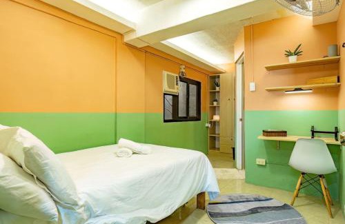 Santolan Casa | Economy Room with Private Bath near LRT Santolan Pasig