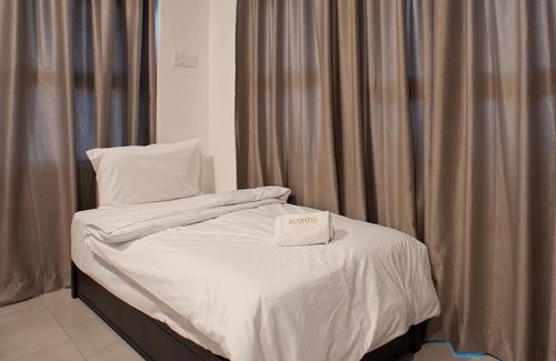 Kampung Sungai Nibong Hotel | Econtel Queensbay