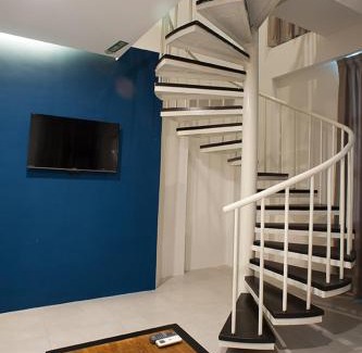 Kampung Sungai Nibong Hotel | Econtel Queensbay