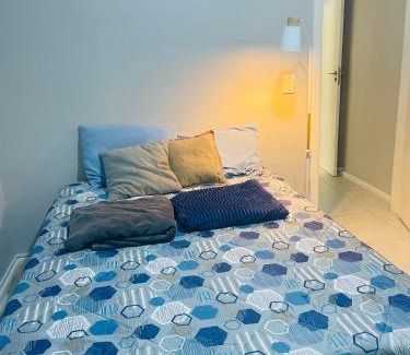 Jardim da Penha Casa | Ed Real Madrid Quarto privativo px Orla Praia de Camburi
