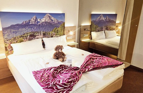 Bahnhofsvorstadt Hotel | Edel Weiss Hotel und Restaurant