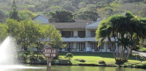 Mzamba Beach Apartamento | Eden wilds J124