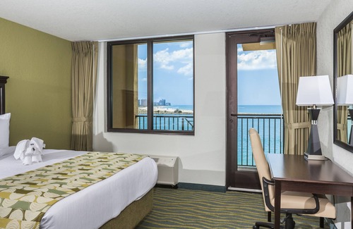 Clearwater Beach Hotel | Edge Hotel Clearwater Beach
