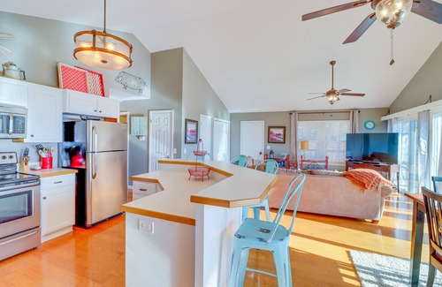 Edgemont Casa | Edgemont Home w/ Deck & BBQ Grill: 2 Mi to Lake!